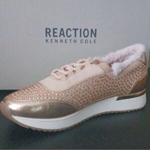 Kenneth Cole Reaction Women's Cari  Cozy Sneakers Size 8